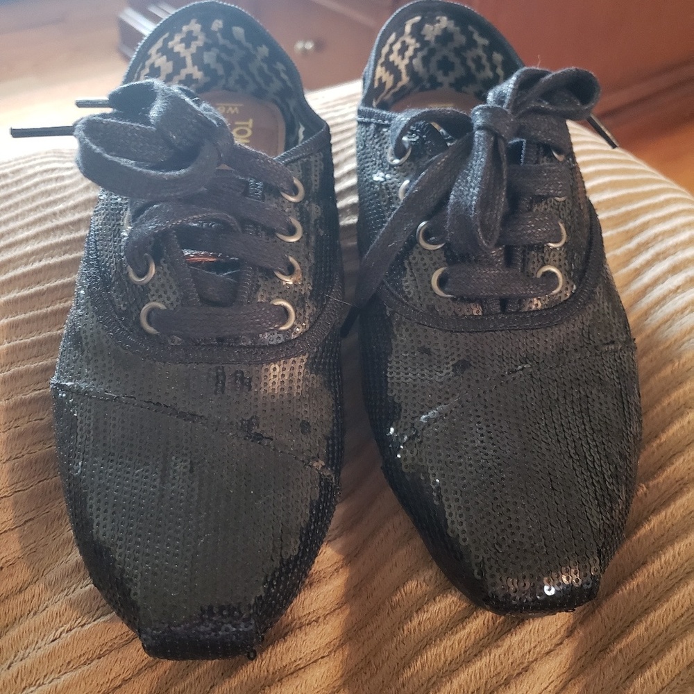 Toms Sequined Sneakers Like New!